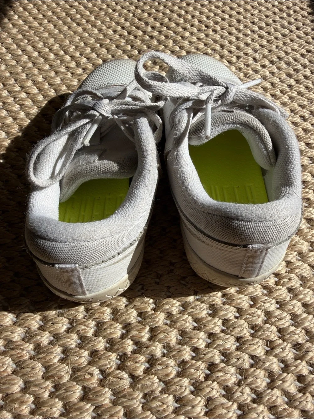 Nike Kids Cheer White Athletic Sneakers Shoes size 11C